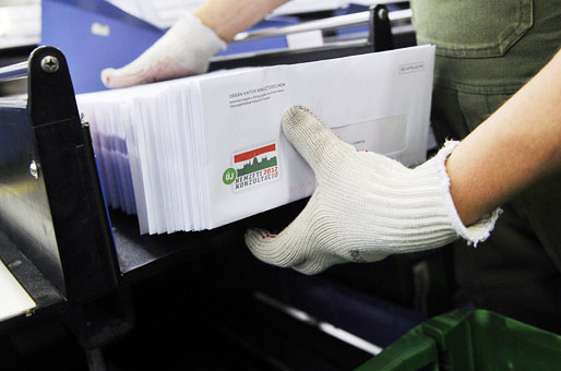Posta Kormány A nemzeti konzultáció kérdõívei
