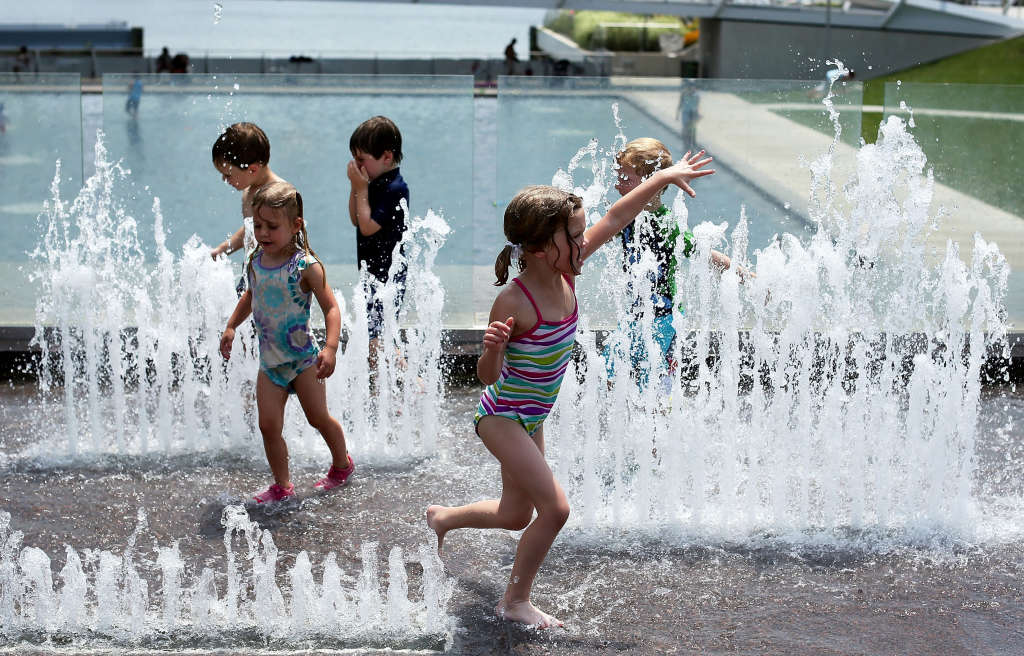 Heat Wave Continues Across Eastern U.S.