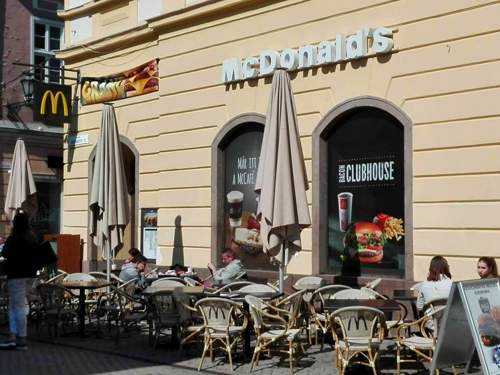 170421 mcdonalds eger