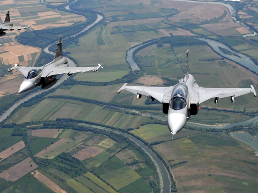 170524 grippen repülö