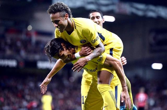 1709 centerhalf futball neymar cavani
