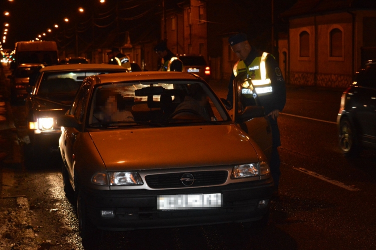 171028 rendorseg ittas vezetes szures