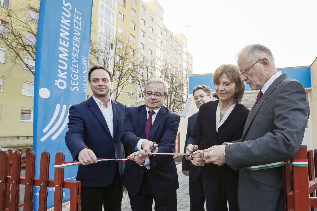 171107 okomenikus segelyszervezet