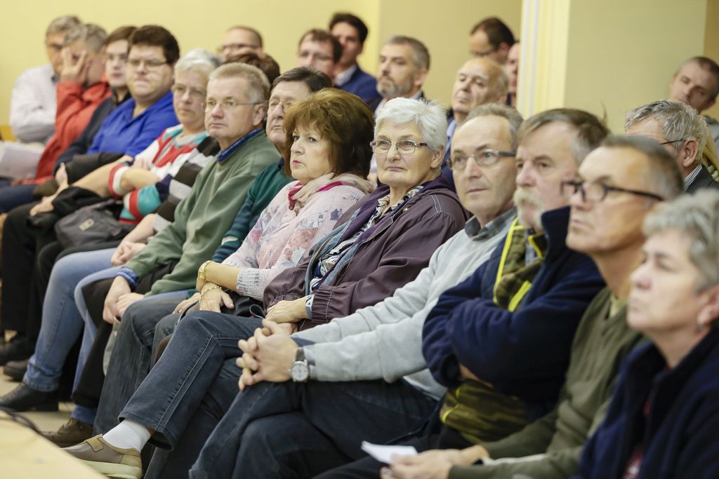 171110 lakossai forum kerteszu