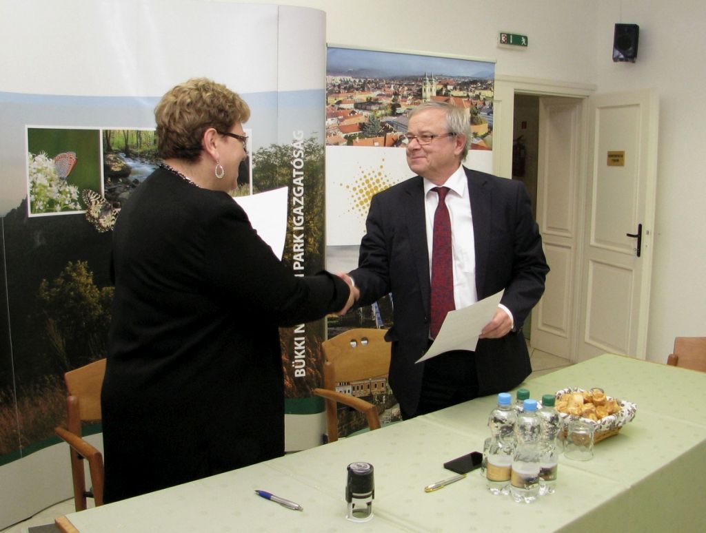 171129 eger telepuleesek