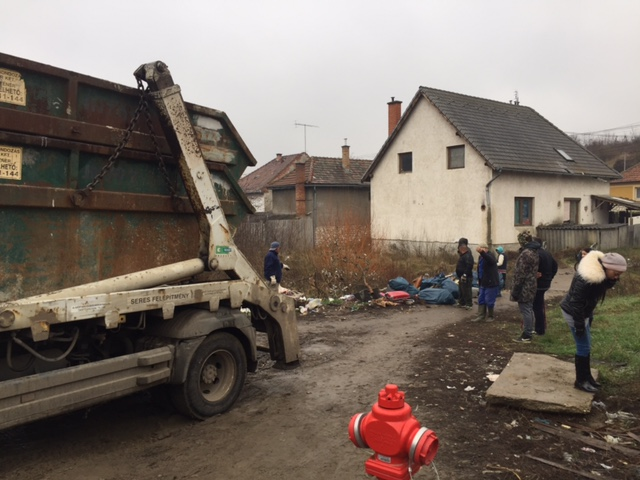 Szatecs szemétszedés