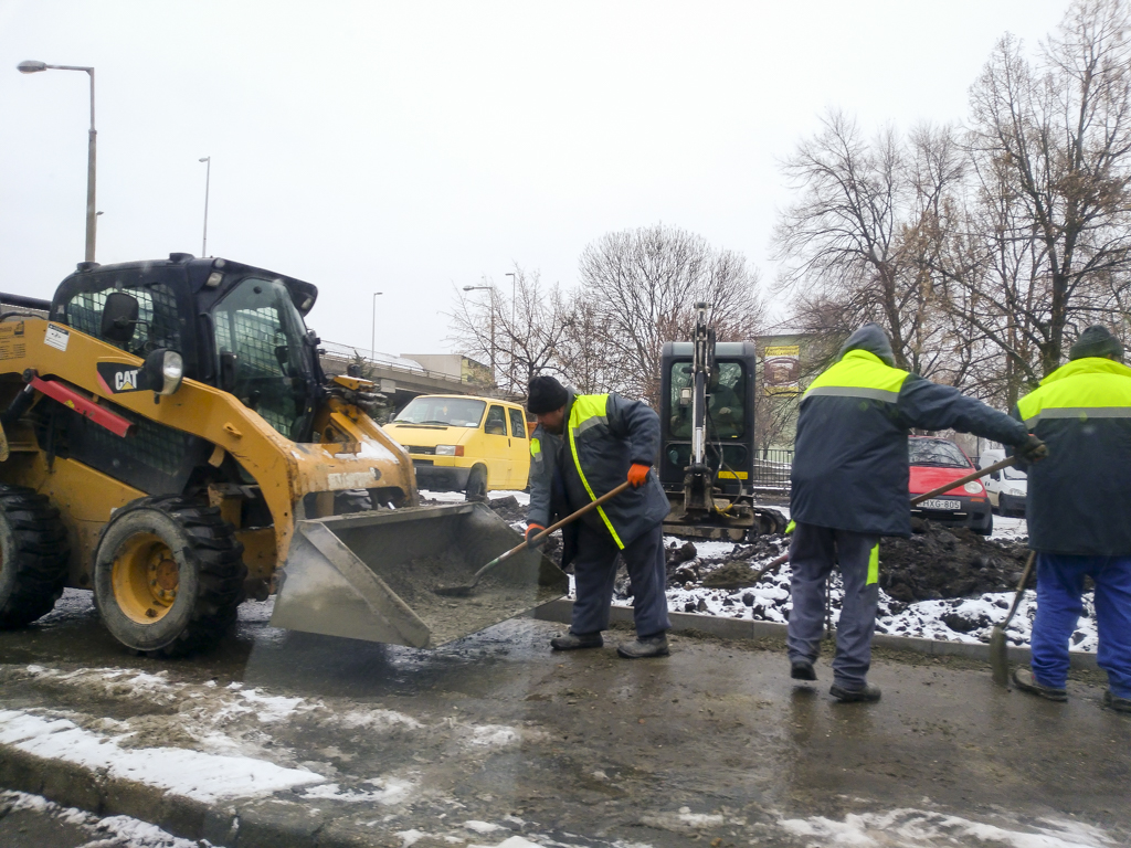 Malom utca parkoló 20190124