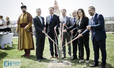Egri vár alapkőletétel