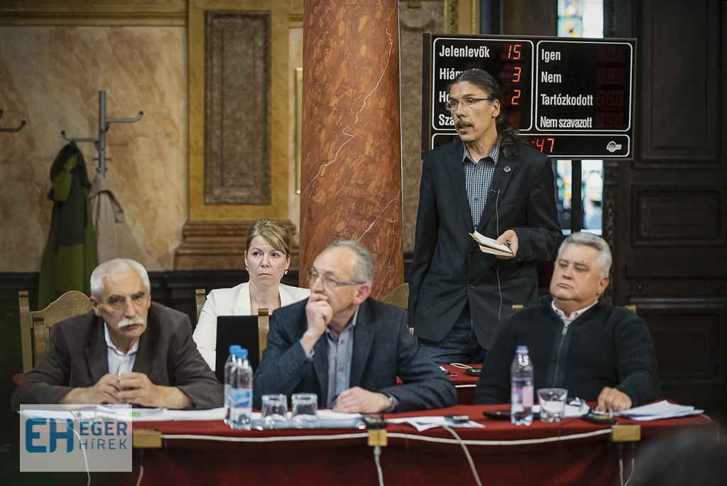 Rendkivuli kozgyules HM 2000px 06