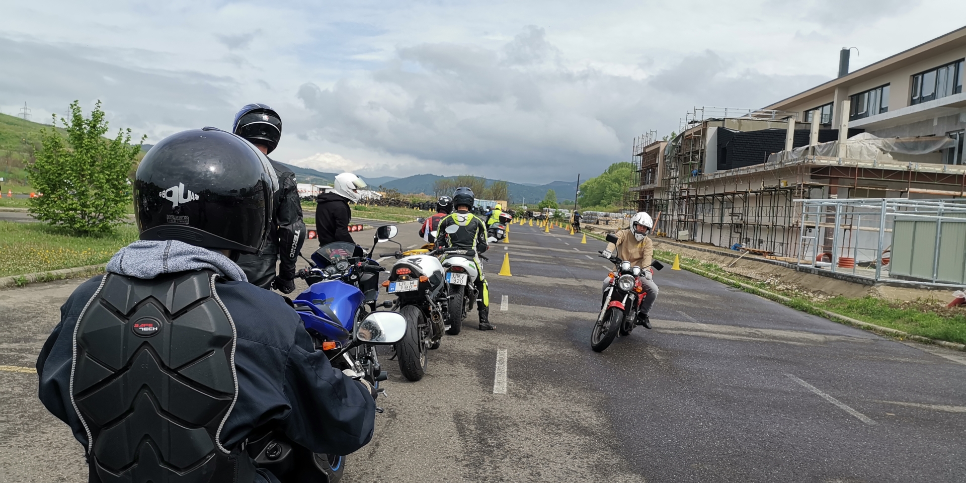 Motoros nyílt nap