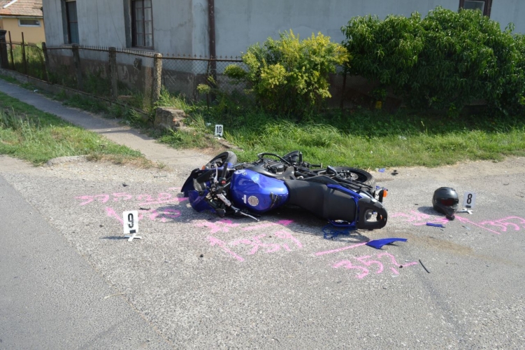 Motoros baleset besenyotelek