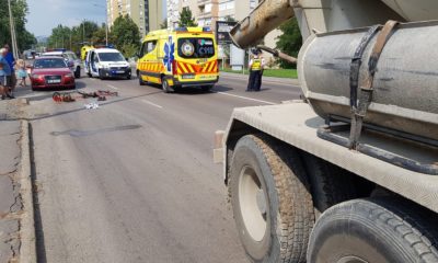 4D816CD6 FA9F 4940 9B1A E94D8FA90A75