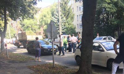 B8091F56 FA32 4161 AC86 D66FD91A7534