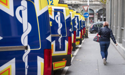 Új mentõautókat kapott az OMSZ