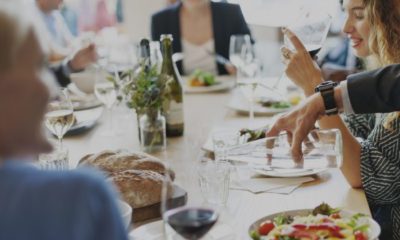 üzleti reggeli 700x460