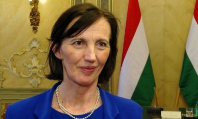 A1C2C1D5 A3C5 483D 9D01 45F933978521