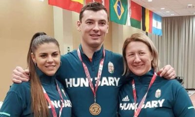 8CA946DE 09AB 4C22 B408 50C563F2F007