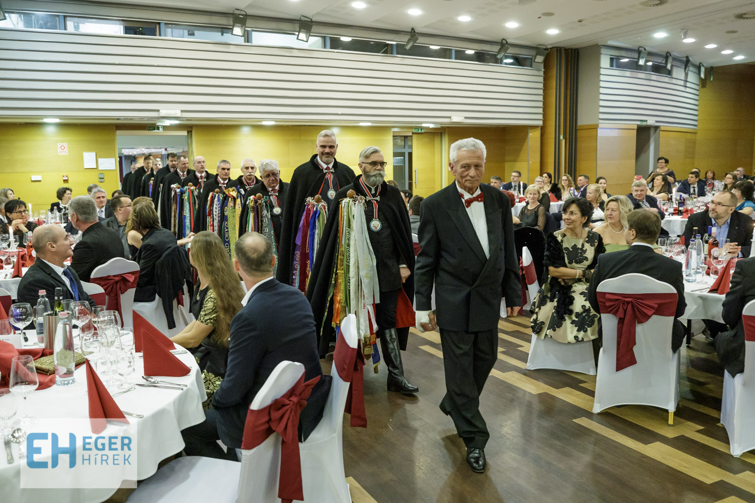 D3B6AC3E 554A 459C 9D22 47F12F5E6486