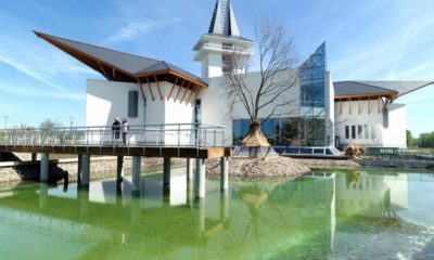 BBE1A4F9 94EA 40BA BB8B 64CB39B7177B