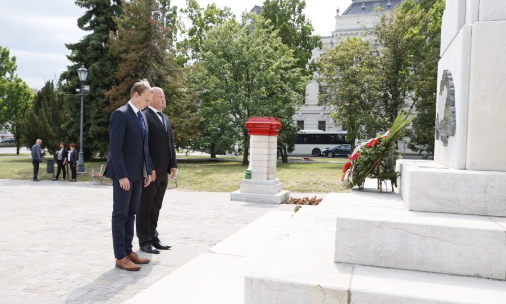 Trianon 100 Oroján Kovács Cs