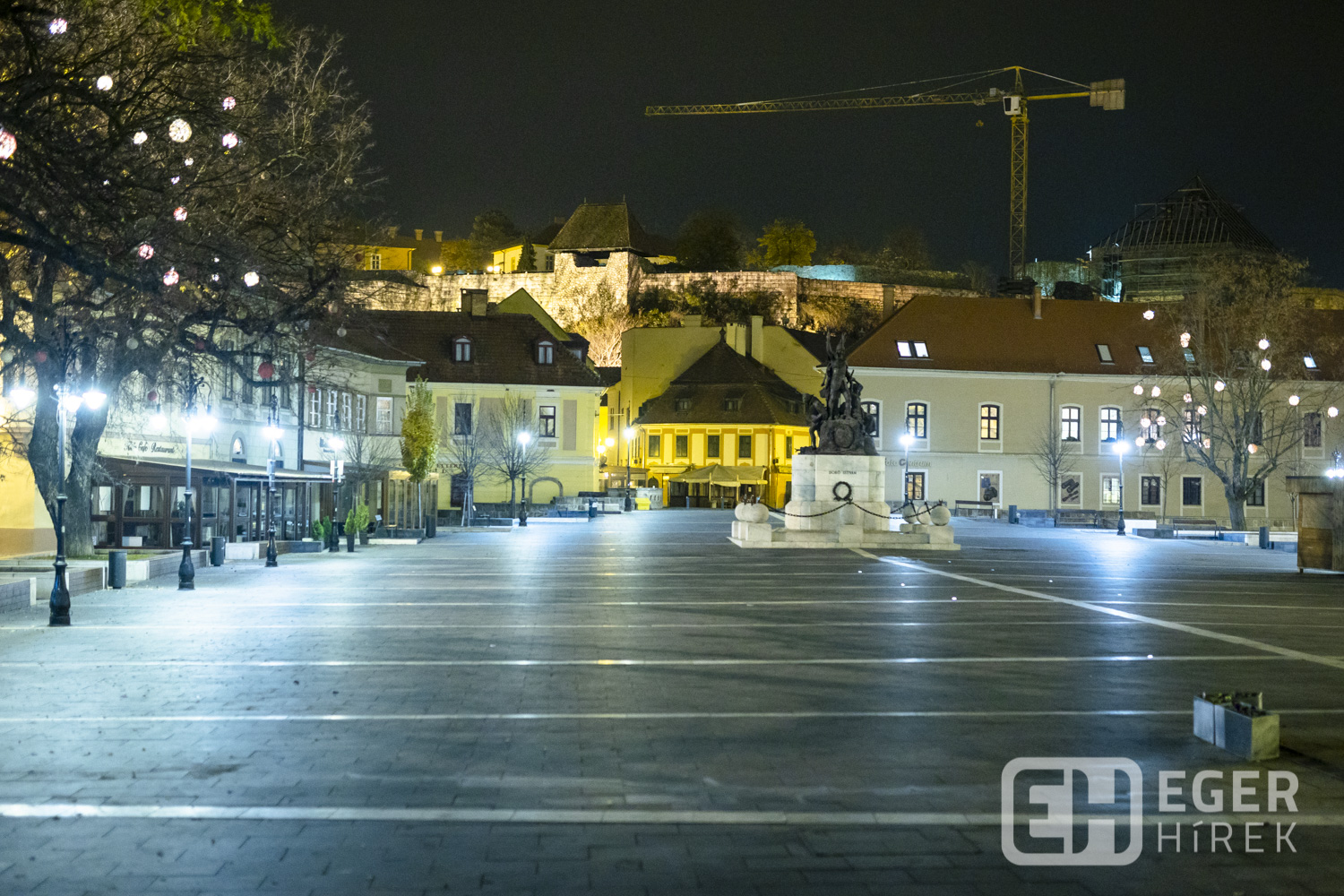 Eger a kijárási tilalom idején