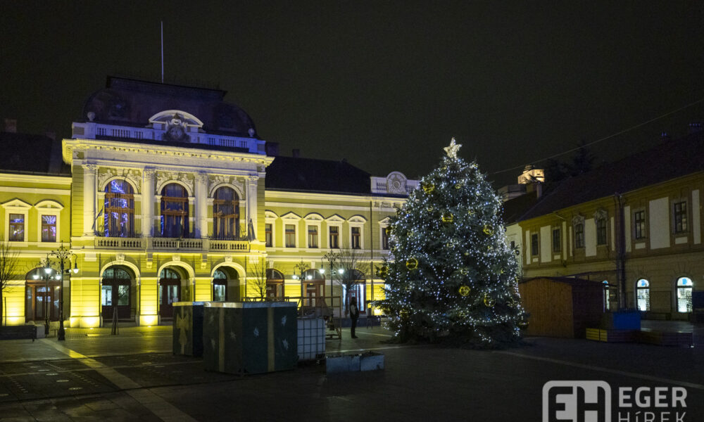 Eger karácsonyfája