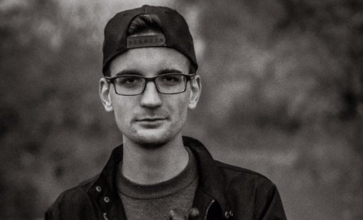 56645521 cbd2 47b5 8c5e 5bfc9be1282b