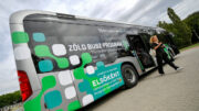Busz1