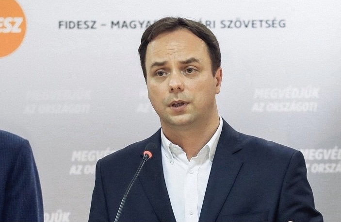 C3601B84 40CD 4DC7 8EC6 77E97F5D7CF1