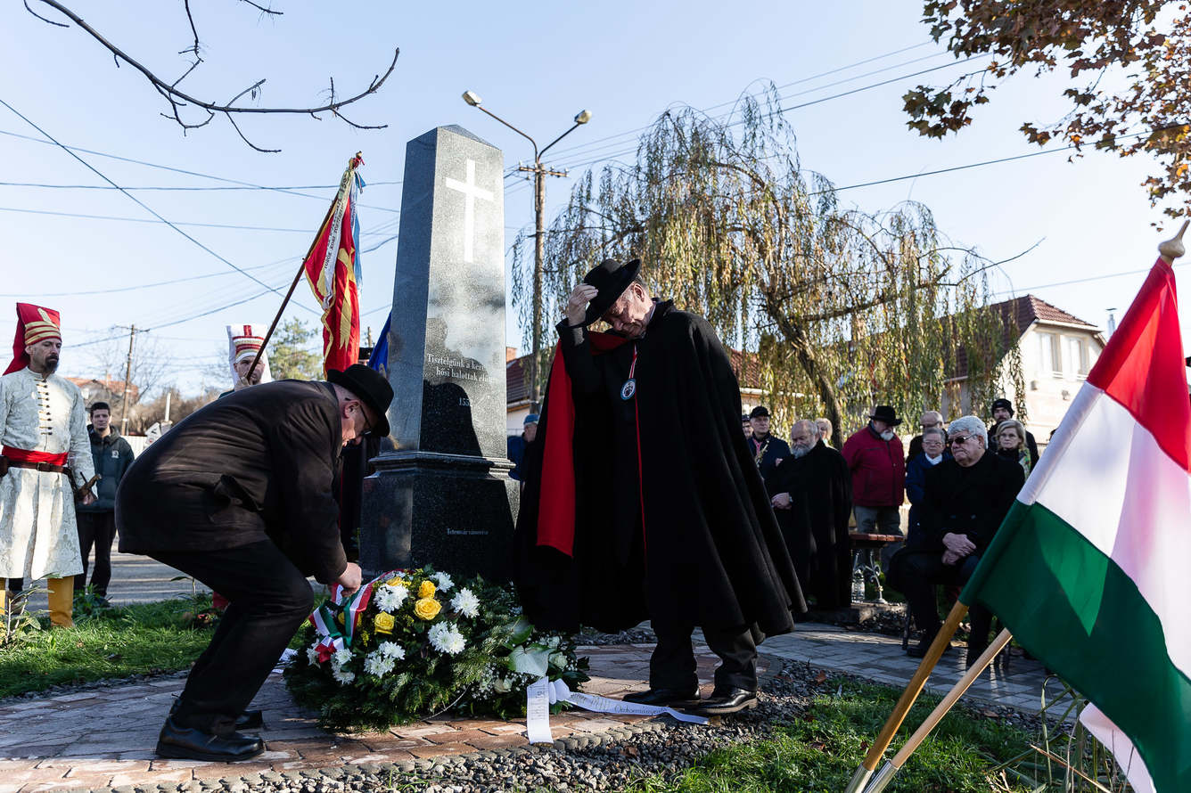 EmlekhelyavatasHM2019121114