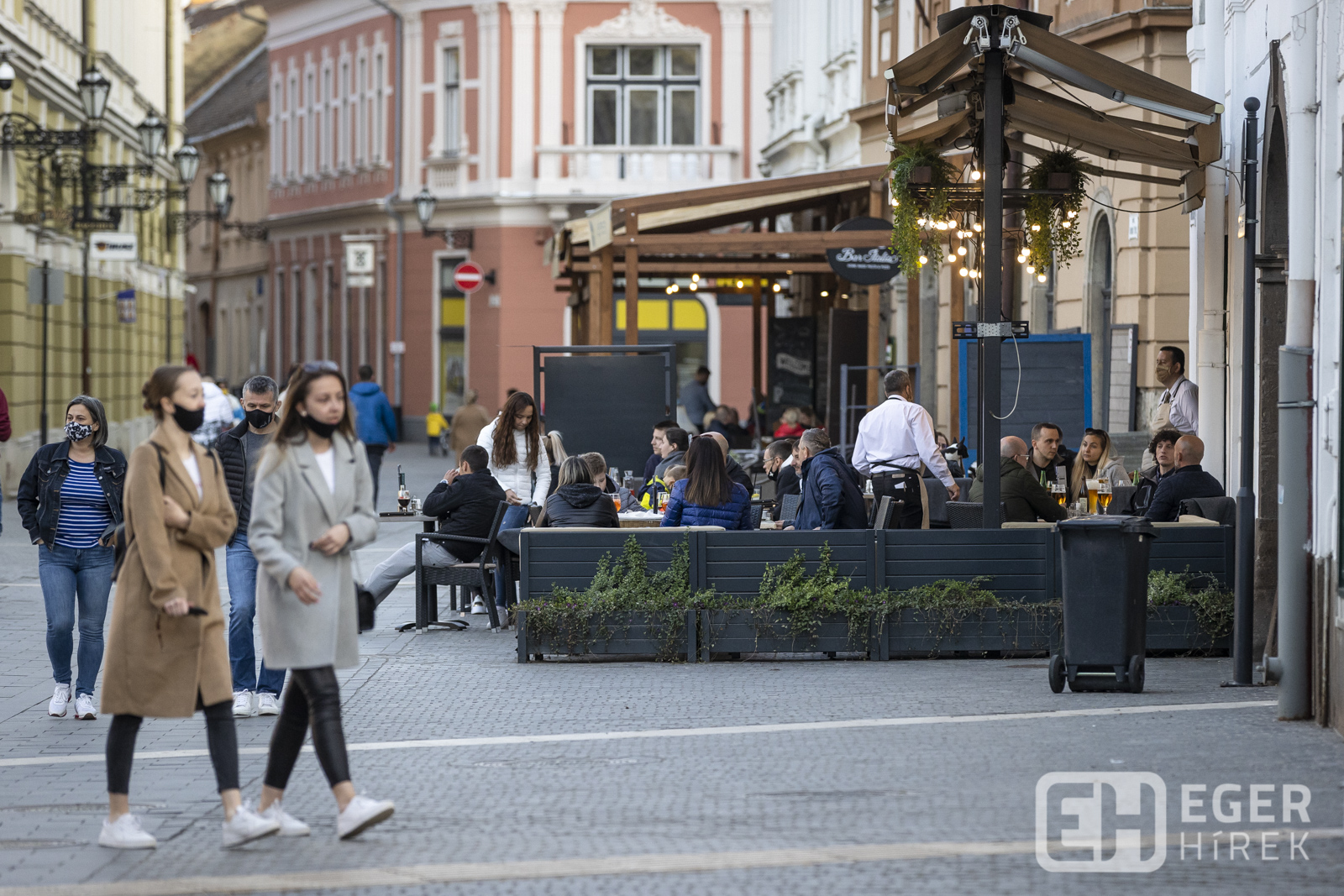 Eger terasz