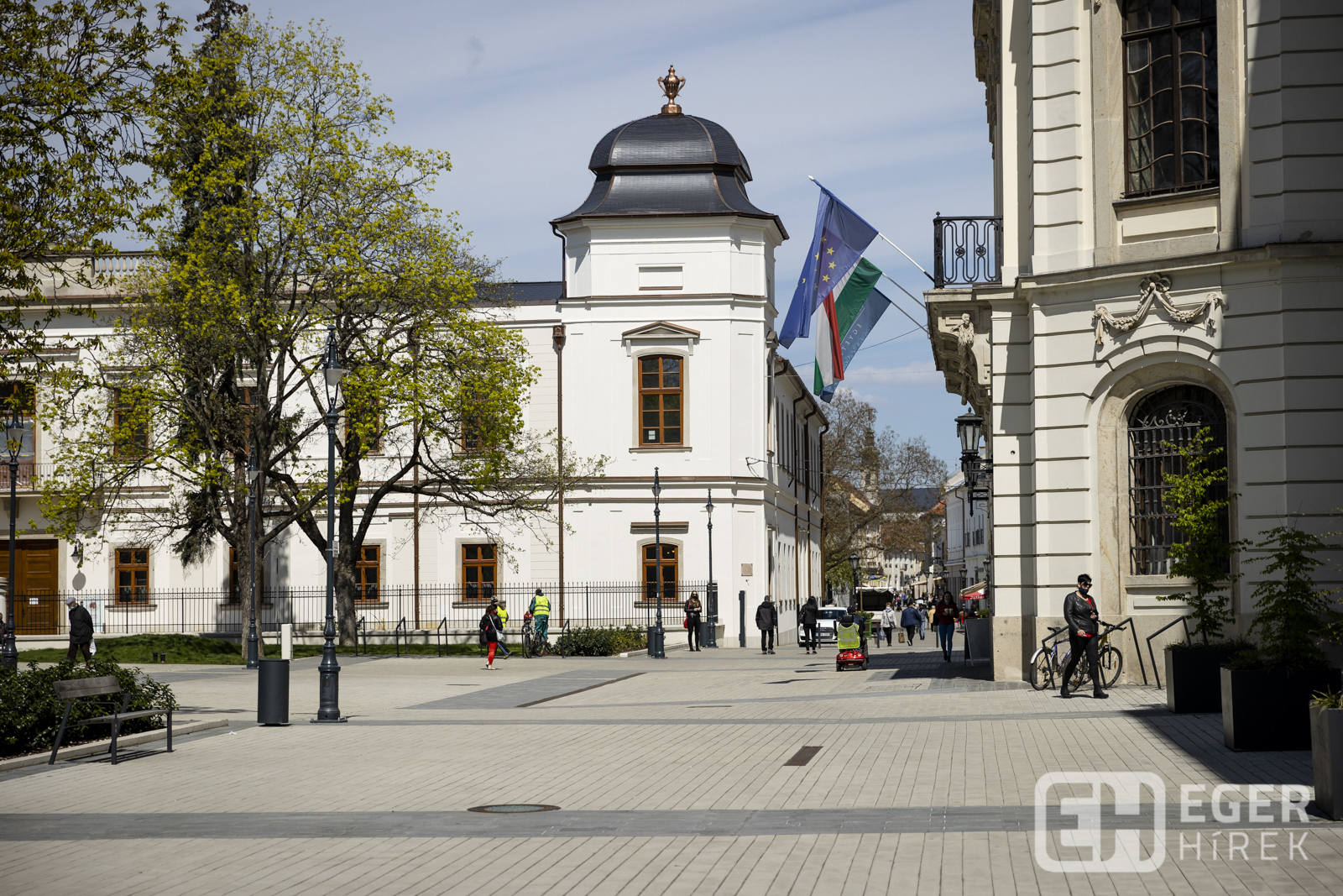 Eger Eszterházy tér