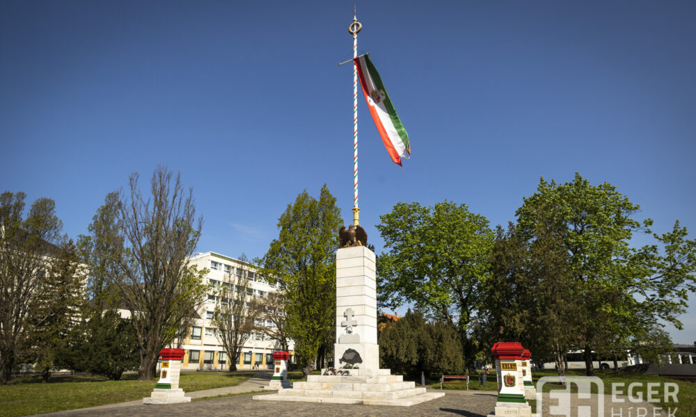 Országzászló Eger