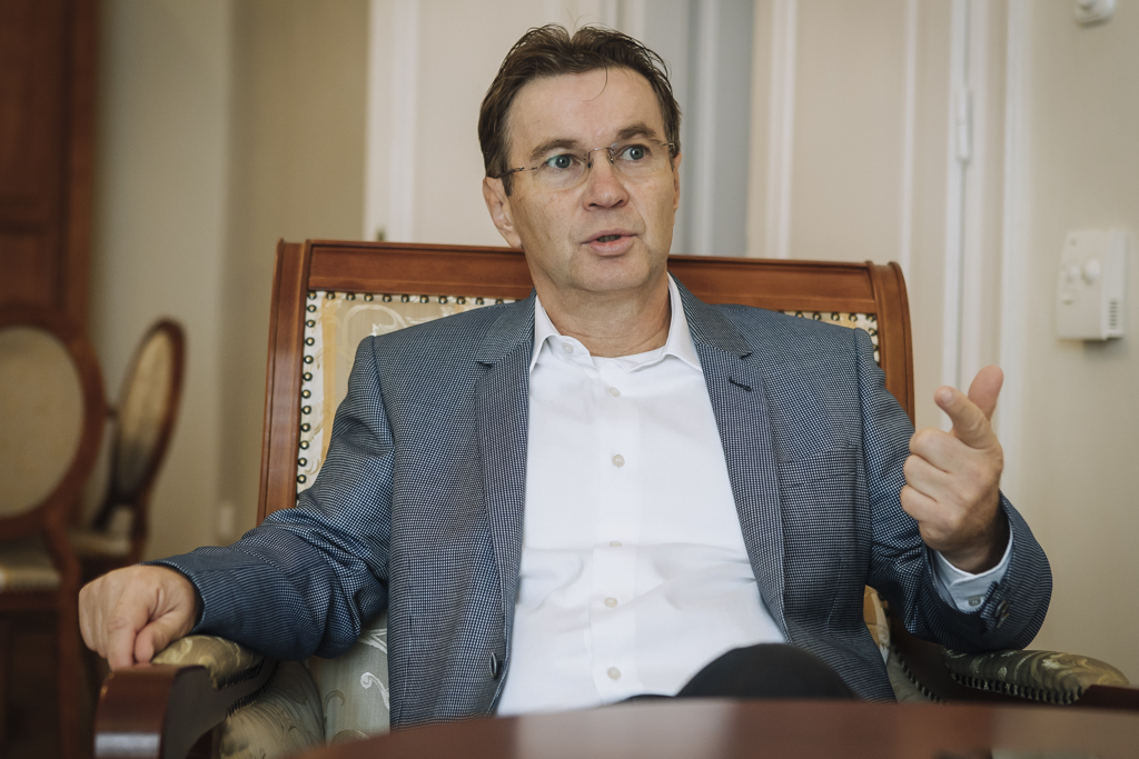 Dr. Pajtók Gábor
