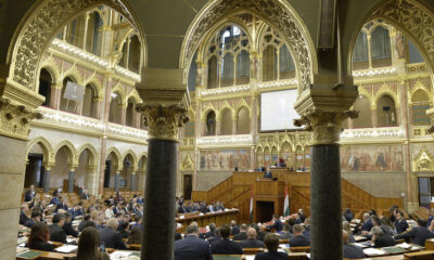 KÖVÉR László; SIMICSKÓ István