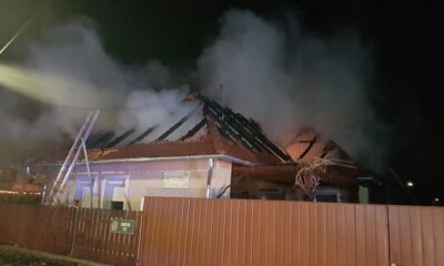 70786359 A8FF 4D5B B92F E6F2B778E19A