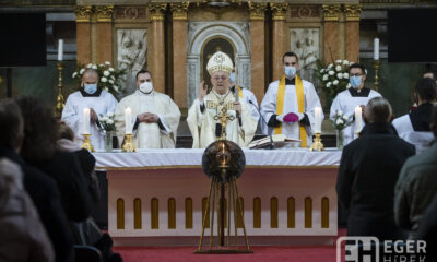 Éjféli mise a bazilikában