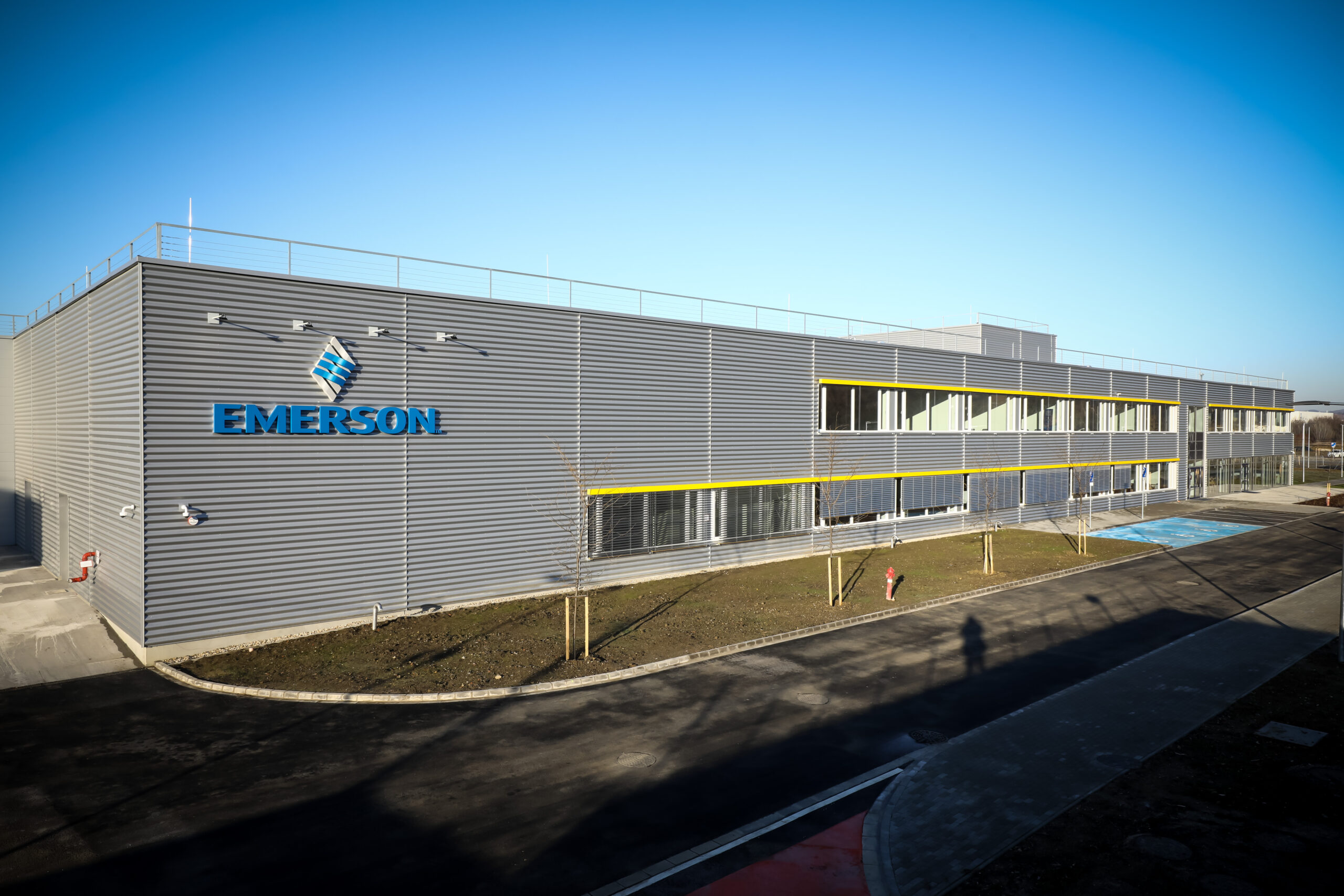 Emerson szalagatvagas