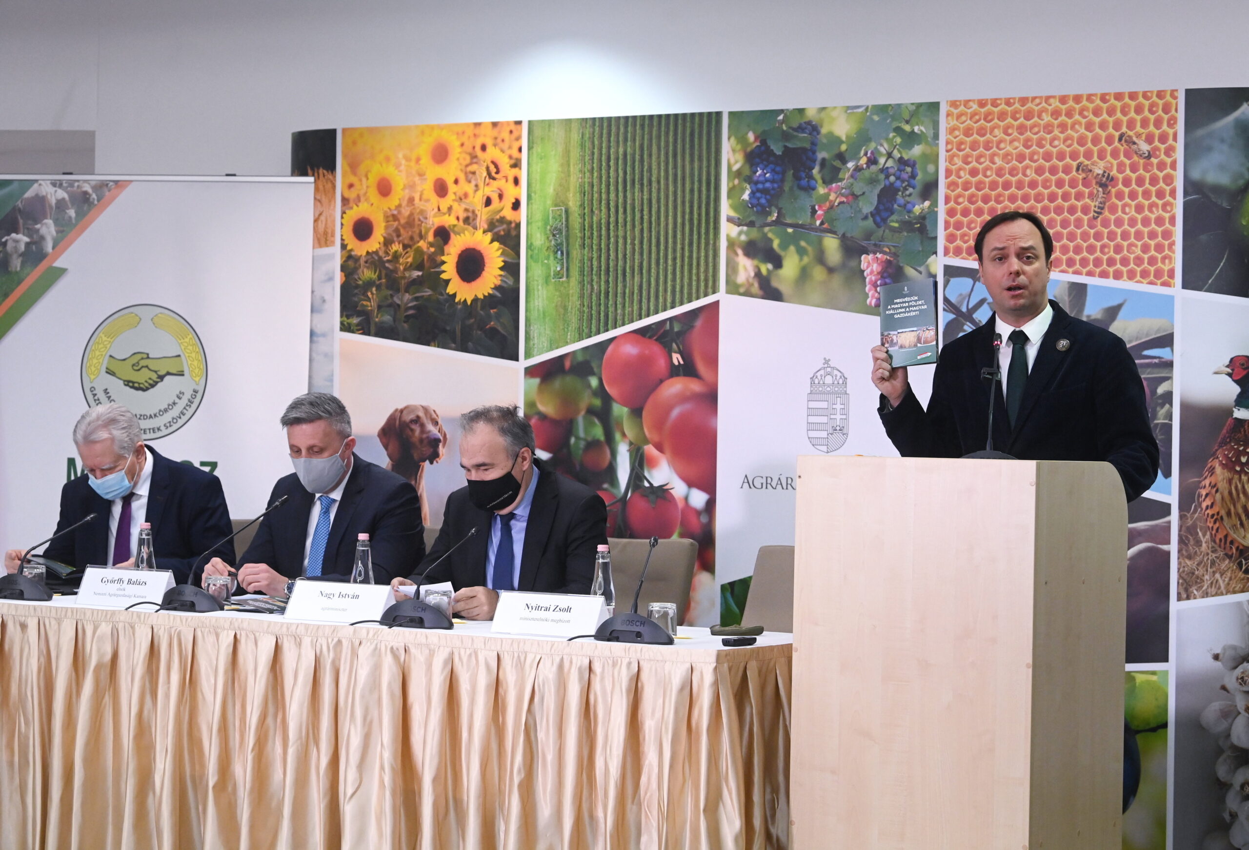 GYÕRFFY Balázs; NAGY István; JAKAB István; NYITRAI Zsolt Péter