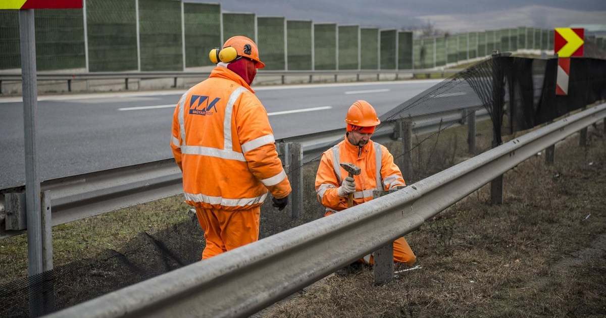 Szalagkorlát javítás