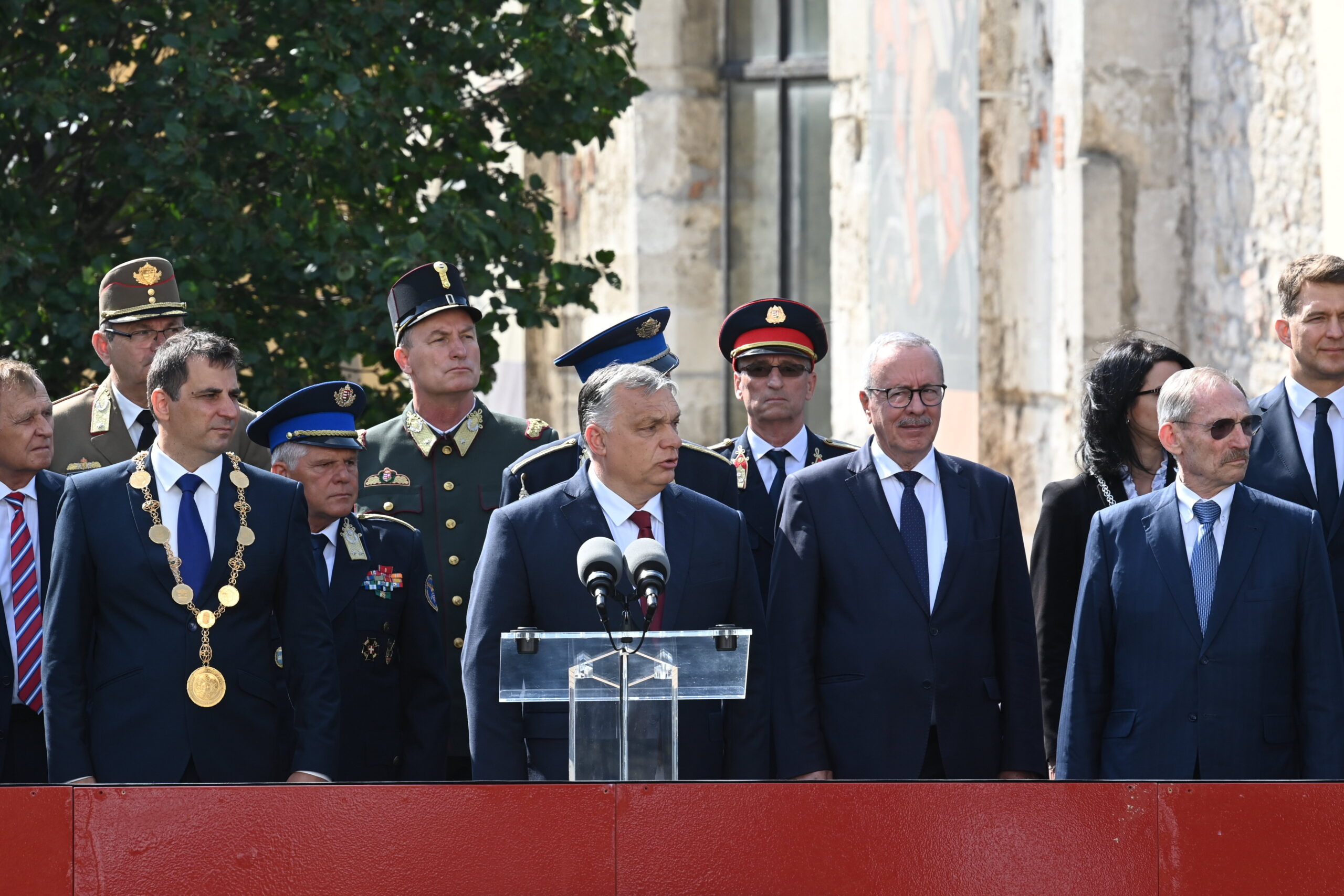 ORBÁN Viktor; BAKONDI György