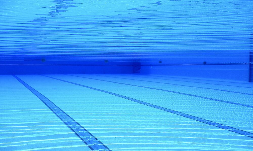 Swimming pool gace1f9d93