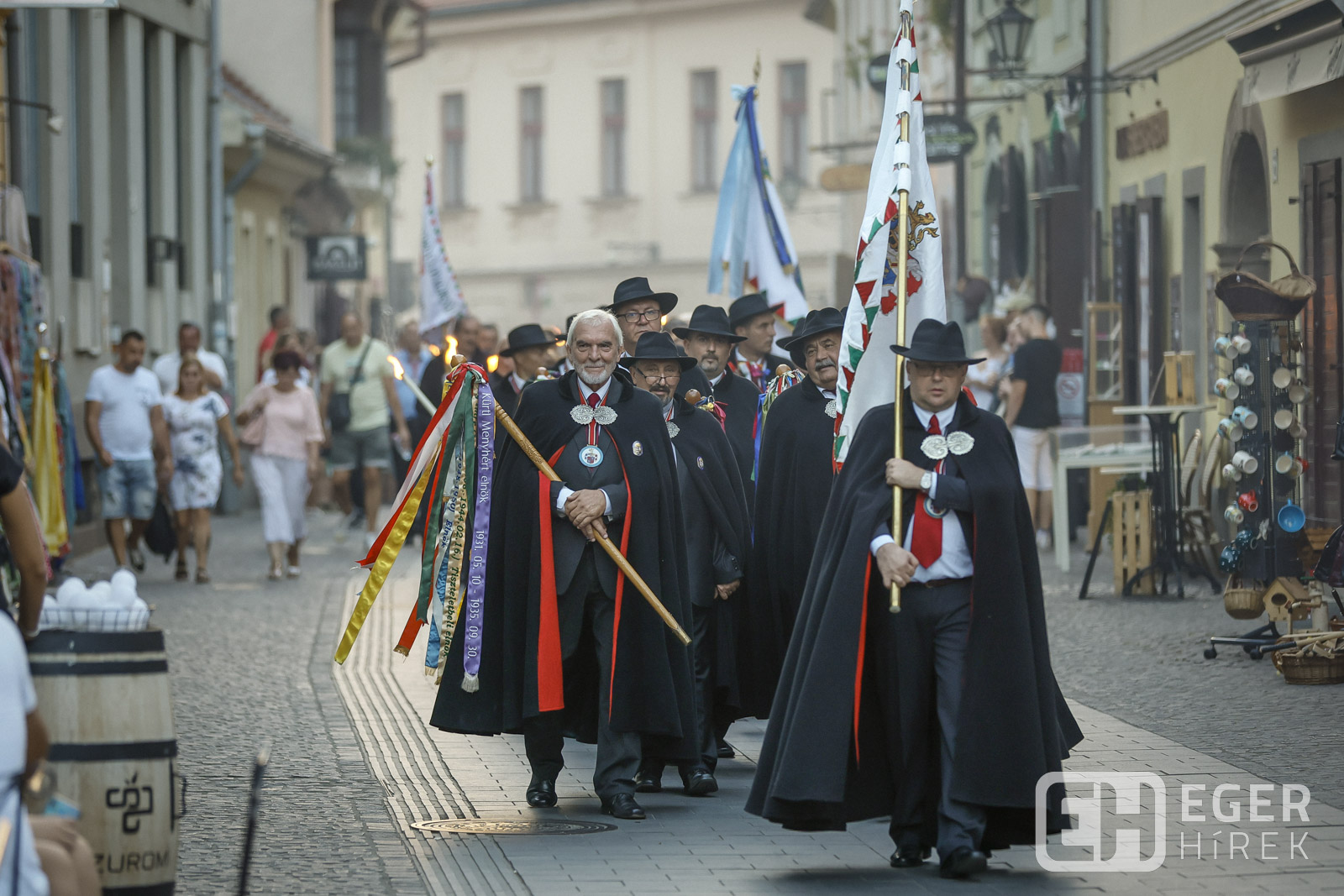 Fáklyás királyköszöntő