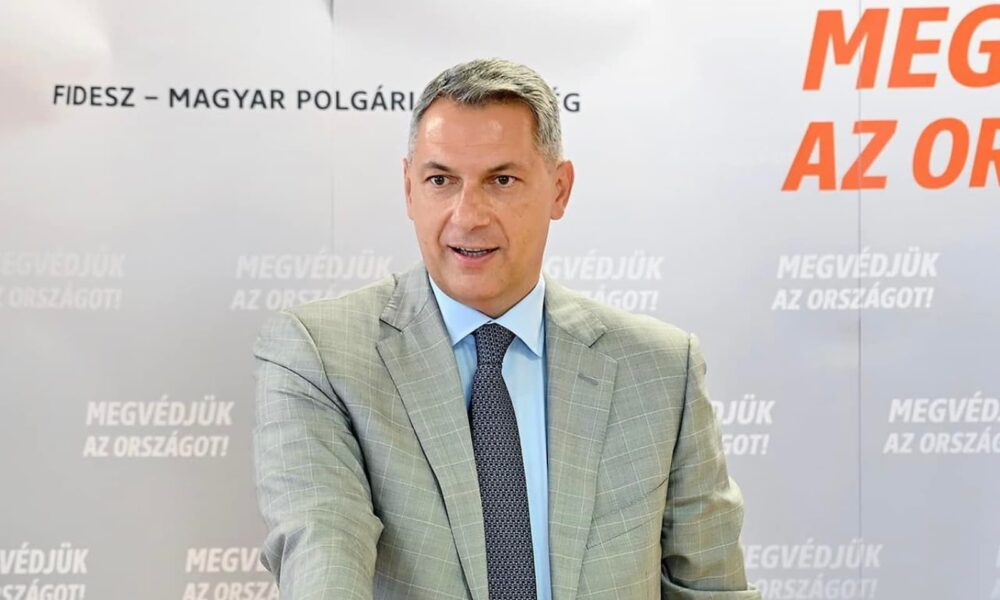 Lázár János