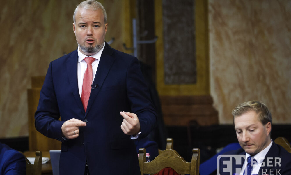 Közgyűlés Oroján Sándor