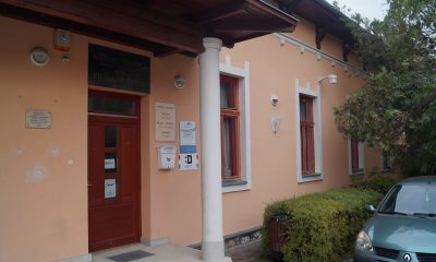 Felnémeti fiókkönyvtár bejárat