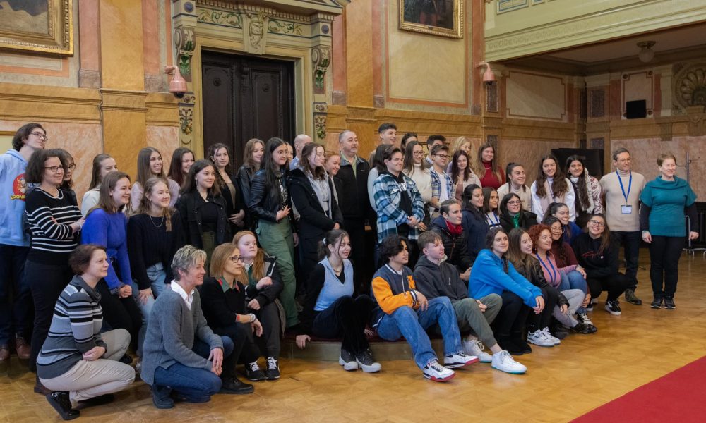 333802937 1111978499761984 1421236954795496676 n