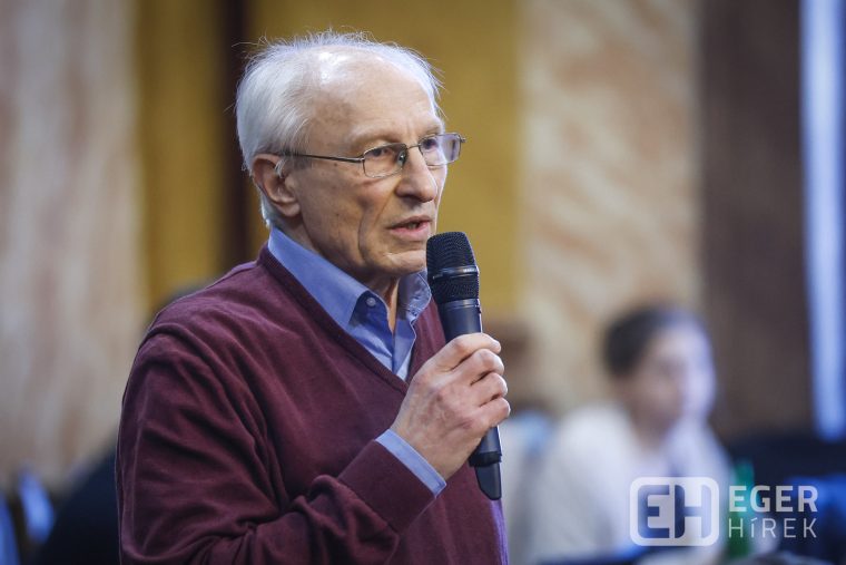 Juhász Géza