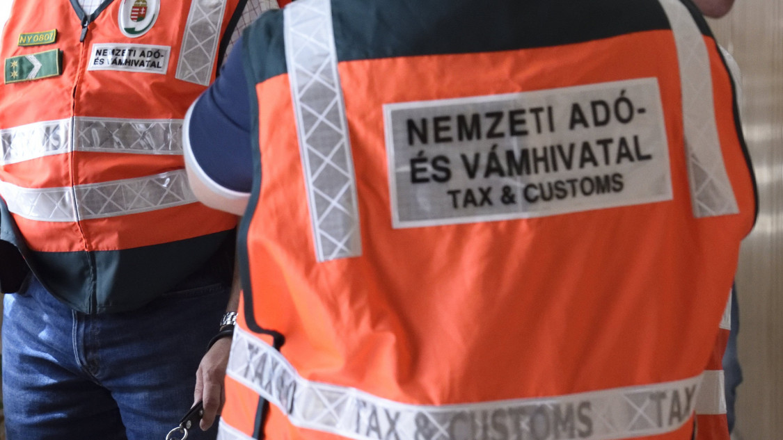 Nemzeti ado es vamhivatal nav adozas