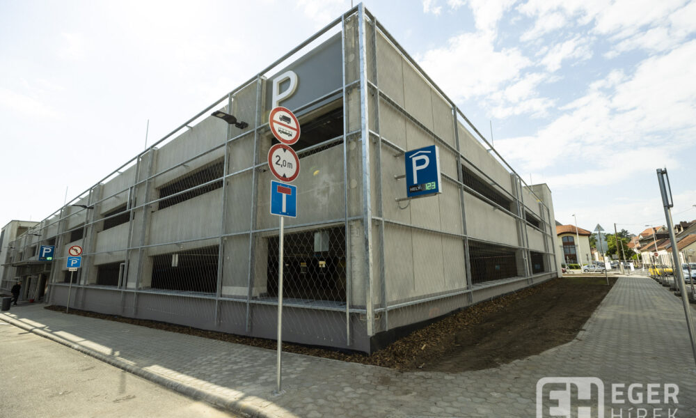 Parkolóház